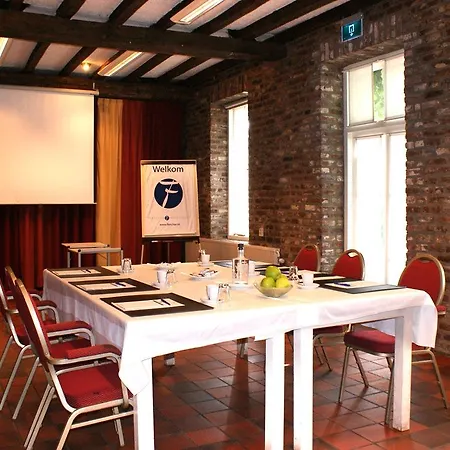 Fletcher La Blanche 3* Thorn