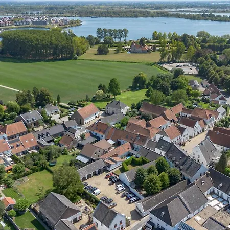 Отель Fletcher La Blanche Торн