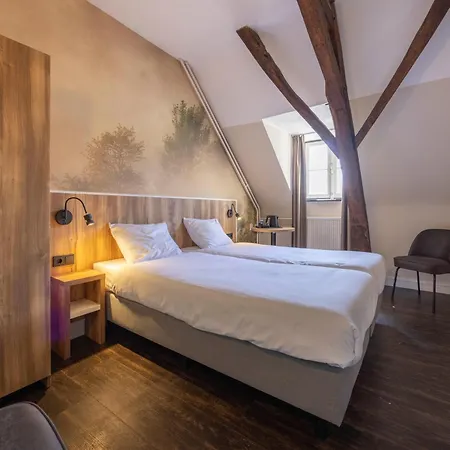 Fletcher La Blanche Hotel