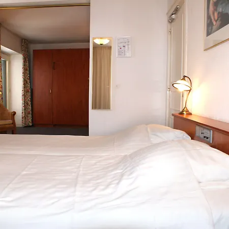 Fletcher La Blanche 3*