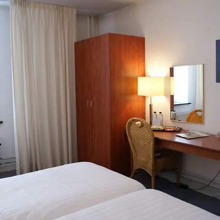 Fletcher La Blanche Отель 3*