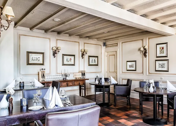 Fletcher La Blanche Thorn