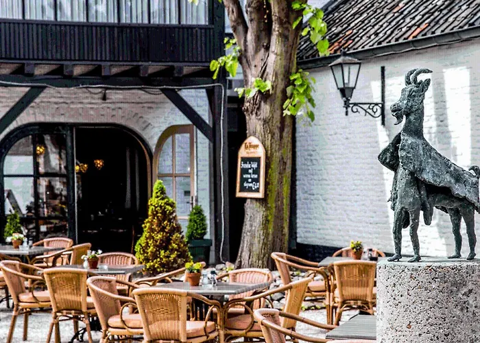 Fletcher La Blanche Thorn