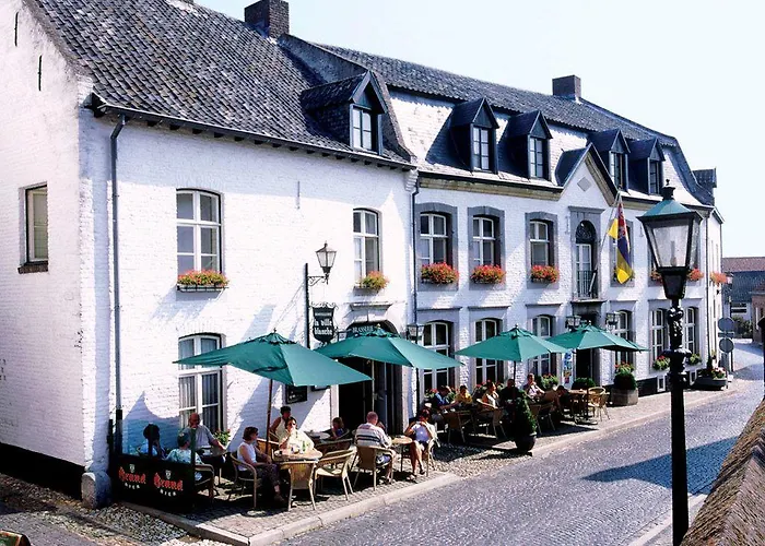 Fletcher La Blanche 3* Thorn