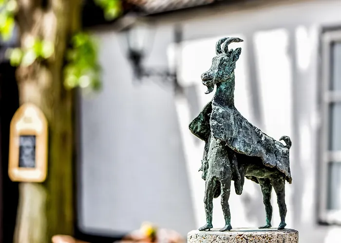 Fletcher La Blanche 3* Thorn